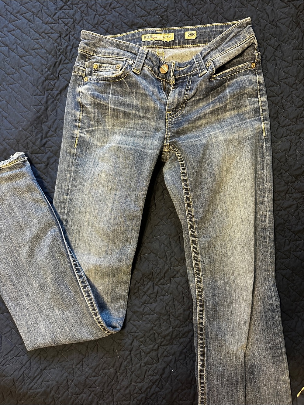 BKE Women's Skinny Jeans in Light Blue Wash